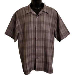 Men's Button Up Shirt by Montique (size L)